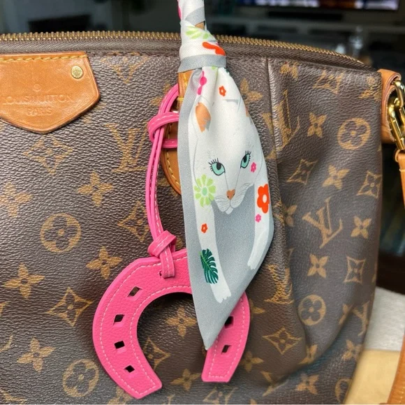 Cat Twilly Set & Lucky Horseshoe Charm - Picture 5 of 13